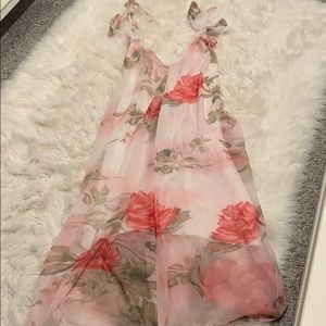 Beautiful feminine maxi dress